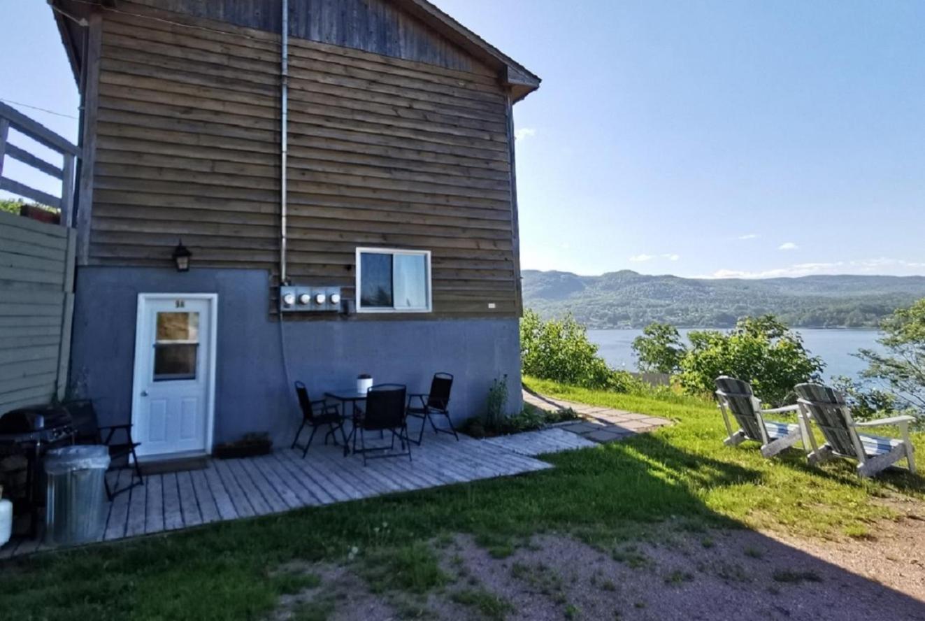 Knotty Pine Cottages, Suites & Motel Rooms Ingonish Eksteriør bilde