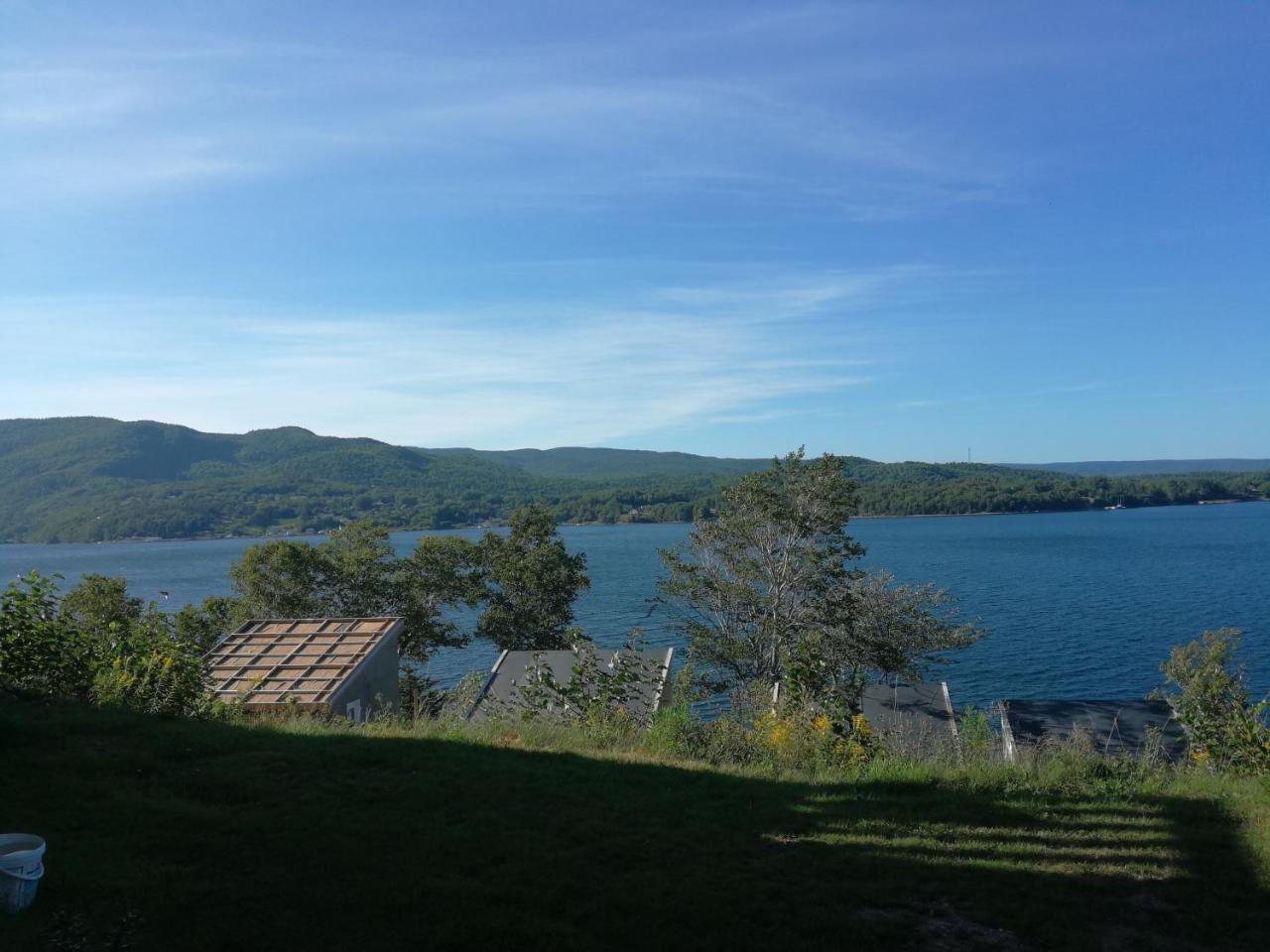 Knotty Pine Cottages, Suites & Motel Rooms Ingonish Eksteriør bilde