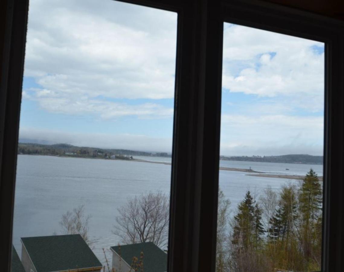 Knotty Pine Cottages, Suites & Motel Rooms Ingonish Eksteriør bilde